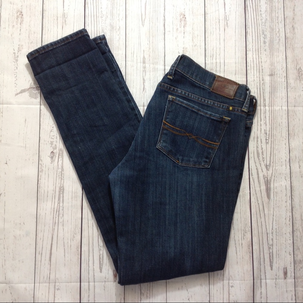 🍁 Lucky Brand Charlie Skinny Jeans Size 8/29